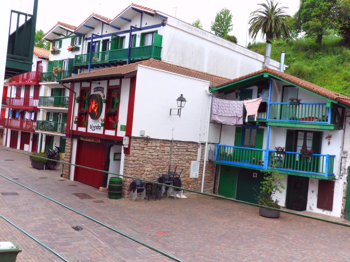 Marinelarena Apartment Hondarribia Exterior photo